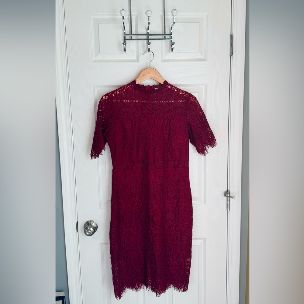 LACE MIDI DRESS 💃🏼